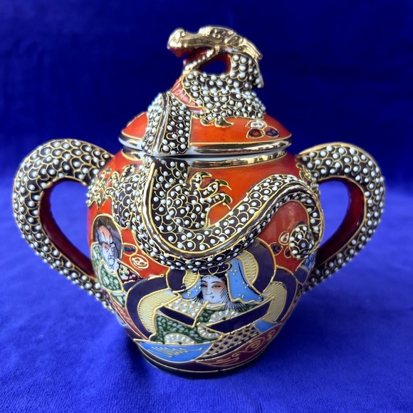 Antique Japanese Satsuma Dragonware Moriage Gold Tea Set - Hand Painted - Picture 5 of 16